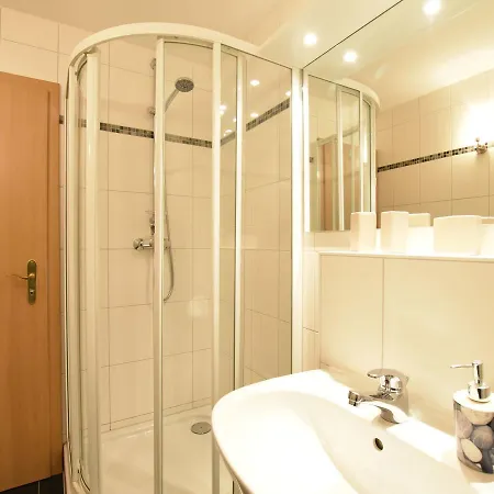 Wohlfuhlparadies Helma Апартаменты *